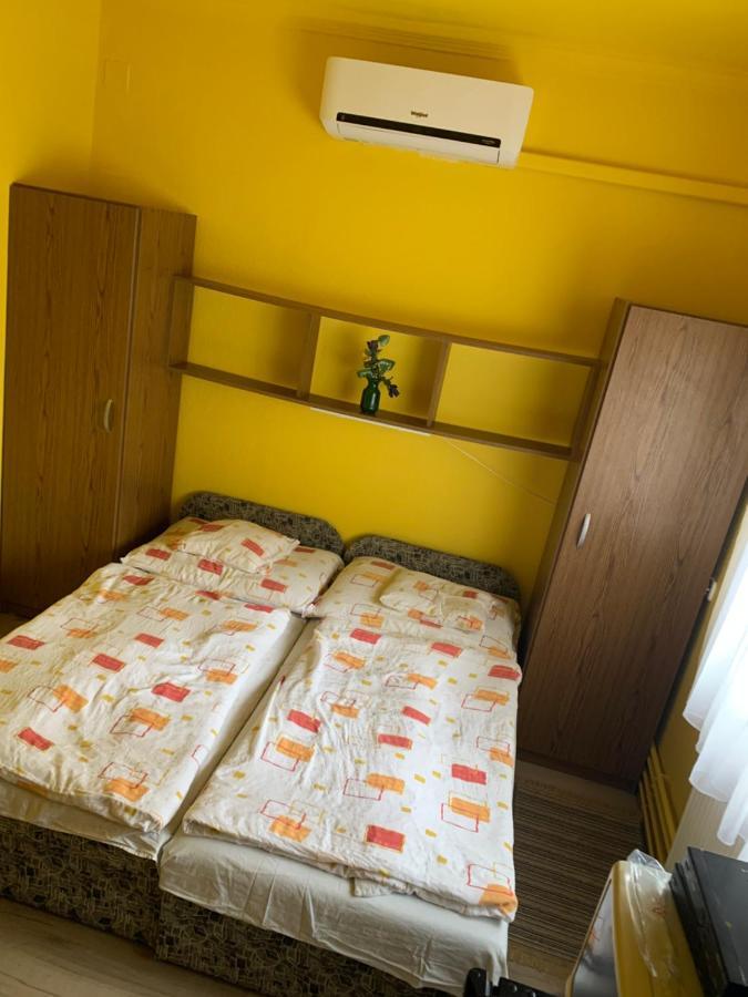 Zsuzsa Apartman Hajdúszoboszló Extérieur photo