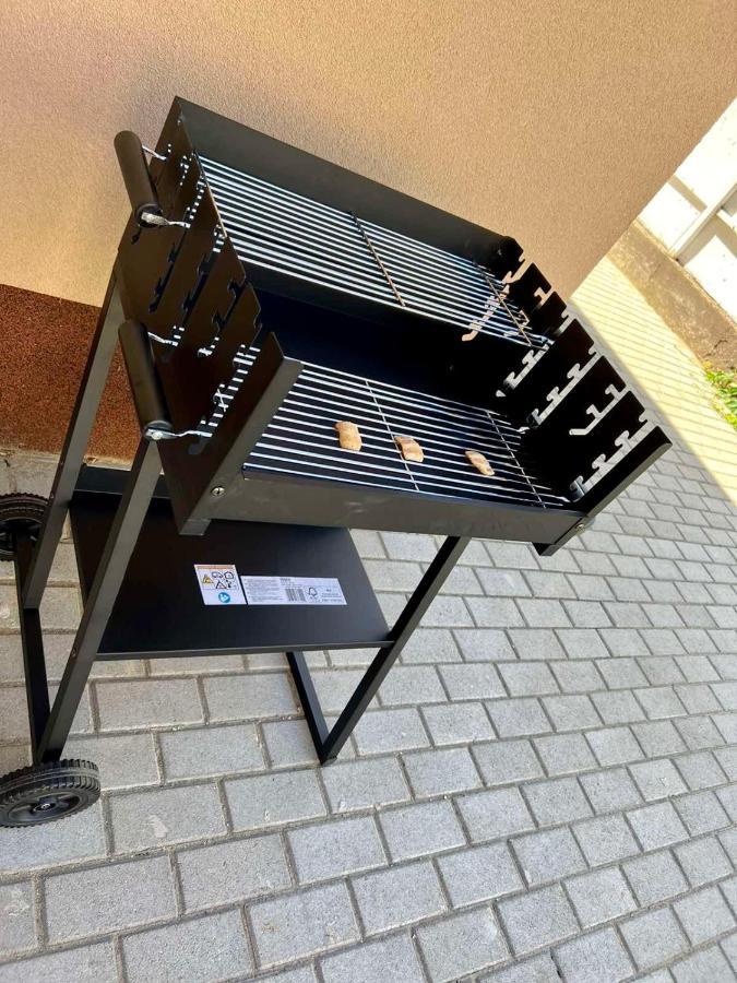 Zsuzsa Apartman Hajdúszoboszló Extérieur photo